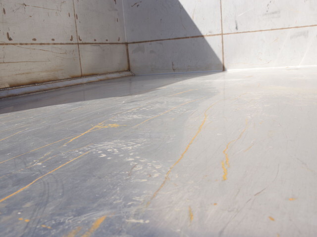 いすゞフォワード深ダンプ（土砂禁ダンプ）中型（4t）[写真12]