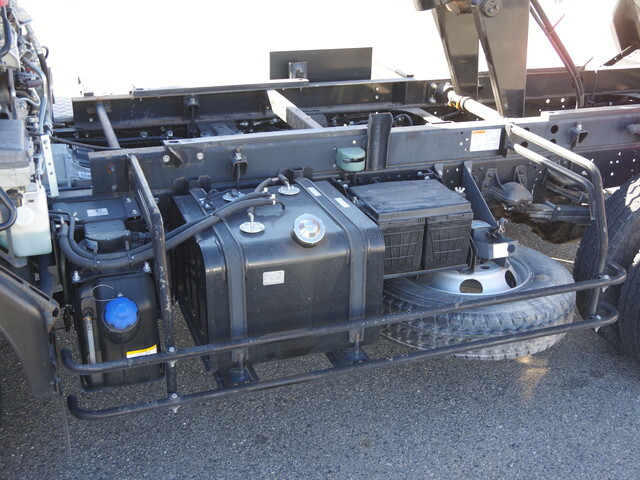 いすゞフォワード深ダンプ（土砂禁ダンプ）中型（4t）[写真14]