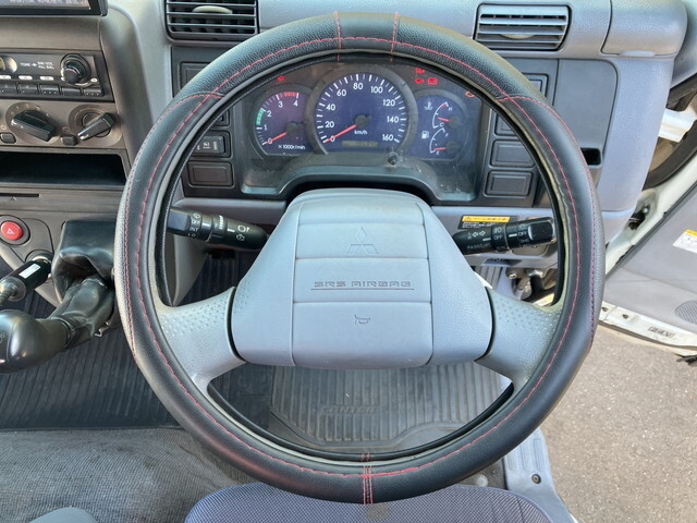 三菱ふそうキャンタークレーン6段小型（2t・3t）[写真35]