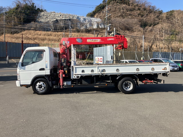 三菱ふそうキャンタークレーン6段小型（2t・3t）[写真05]