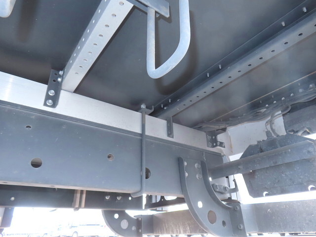 日野レンジャーアルミウイング中型（4t）[写真11]