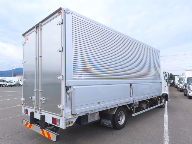 日野レンジャーアルミウイング中型（4t）[写真02]