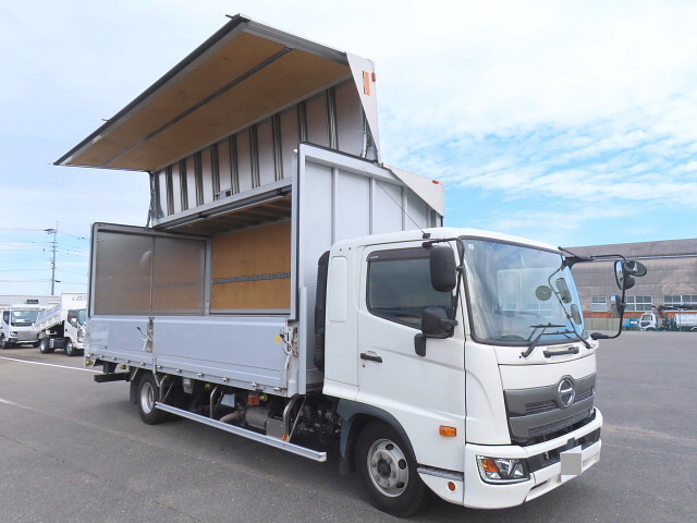 日野レンジャーアルミウイング中型（4t）[写真03]