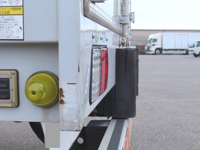 日野レンジャーアルミウイング中型（4t）[写真32]