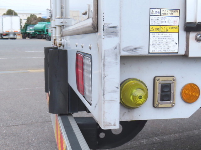 日野レンジャーアルミウイング中型（4t）[写真33]