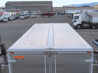 日野レンジャーアルミウイング中型（4t）[写真09]