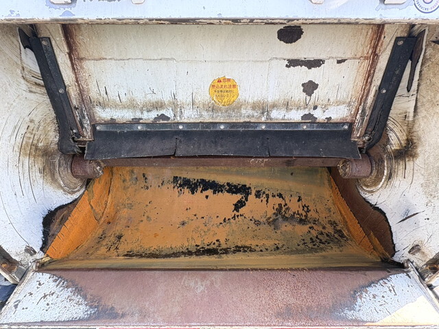 UDトラックスカゼットパッカー車（塵芥車）小型（2t・3t）[写真10]