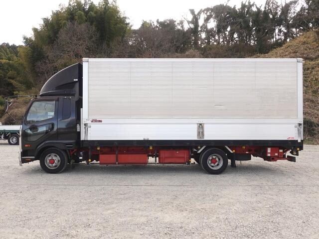 三菱ふそうファイターアルミウイング中型（4t）[写真08]