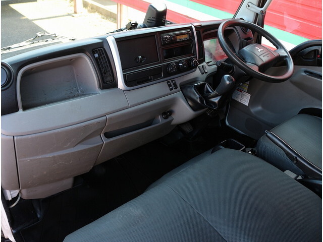 三菱ふそうキャンターダンプ小型（2t・3t）[写真17]