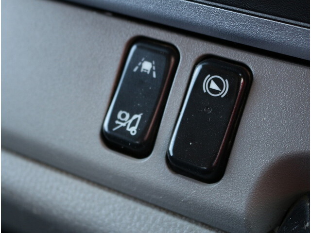 三菱ふそうキャンターダンプ小型（2t・3t）[写真19]