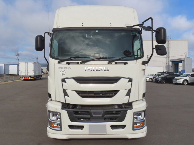 いすゞギガアルミウイング大型（10t）[写真05]