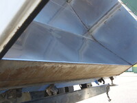 UDトラックスコンドル深ダンプ（土砂禁ダンプ）中型（4t）[写真13]