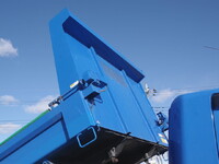 三菱ふそうファイターダンプ中型（4t）[写真11]