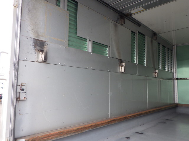 トヨタその他の車種アルミバン小型（2t・3t）[写真32]