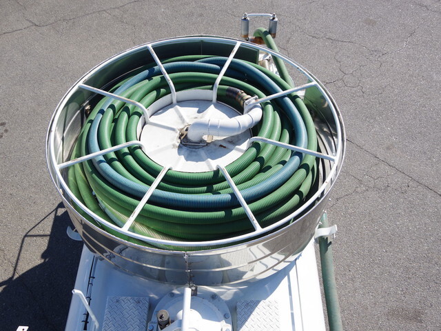 三菱ふそうキャンターバキュームカー小型（2t・3t）[写真10]