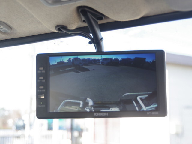 三菱ふそうキャンターバキュームカー小型（2t・3t）[写真26]