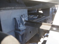 三菱ふそうキャンターバキュームカー小型（2t・3t）[写真08]