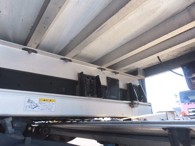 いすゞフォワード冷凍車（冷蔵車）増トン（6t・8t）[写真11]