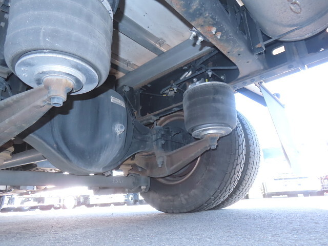 いすゞフォワード冷凍車（冷蔵車）増トン（6t・8t）[写真12]