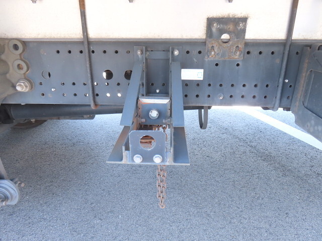 いすゞフォワード冷凍車（冷蔵車）増トン（6t・8t）[写真14]