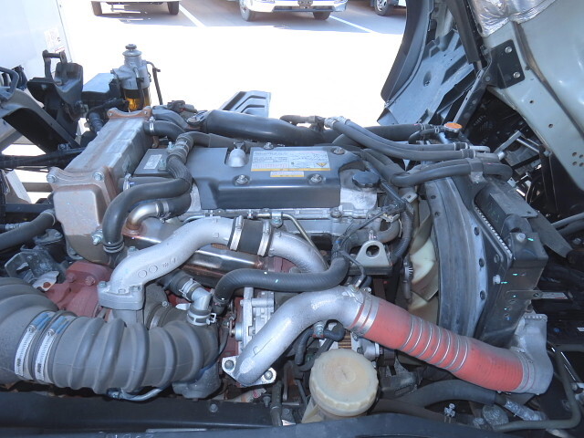 いすゞフォワード冷凍車（冷蔵車）増トン（6t・8t）[写真17]