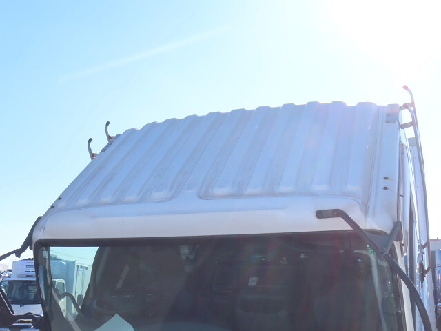 いすゞフォワード冷凍車（冷蔵車）増トン（6t・8t）[写真36]