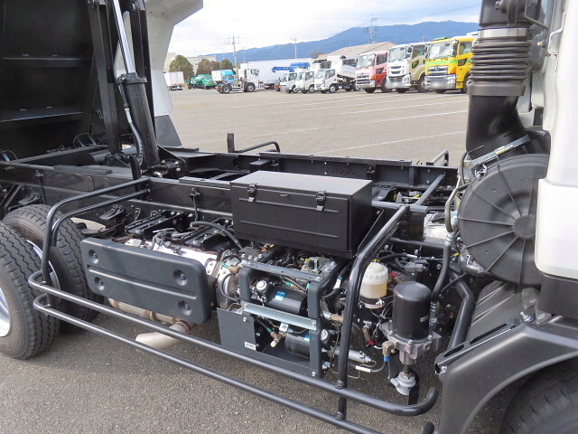 いすゞフォワードダンプ中型（4t）[写真29]