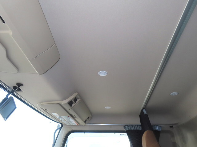 日野レンジャー冷凍車（冷蔵車）中型（4t）[写真22]