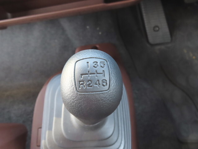 日野レンジャー冷凍車（冷蔵車）中型（4t）[写真24]