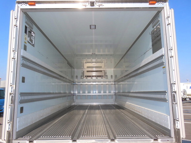 日野レンジャー冷凍車（冷蔵車）中型（4t）[写真28]
