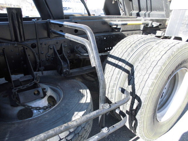 三菱ふそうファイターダンプ中型（4t）[写真17]