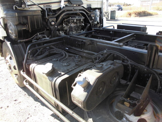 三菱ふそうファイターダンプ中型（4t）[写真18]