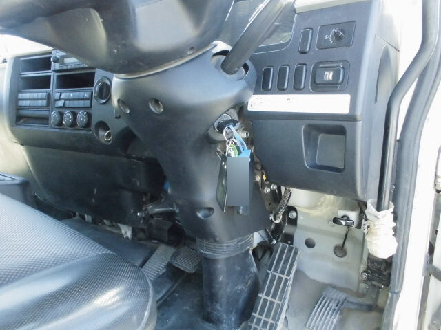 三菱ふそうファイターダンプ中型（4t）[写真35]