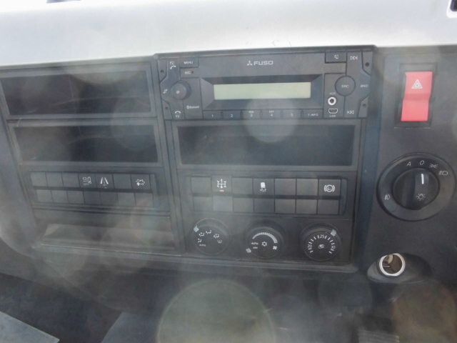 三菱ふそうファイターダンプ中型（4t）[写真39]