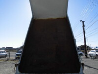 三菱ふそうファイターダンプ中型（4t）[写真06]