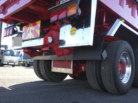 いすゞギガダンプ大型（10t）[写真11]