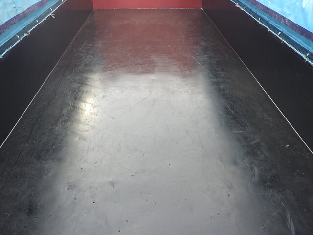 いすゞギガダンプ大型（10t）[写真22]