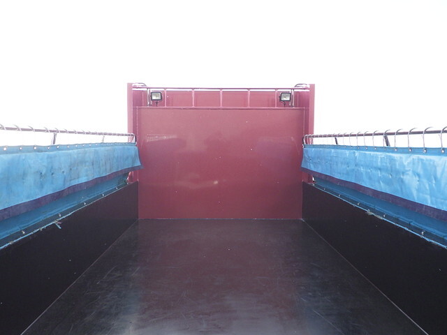 いすゞギガダンプ大型（10t）[写真23]