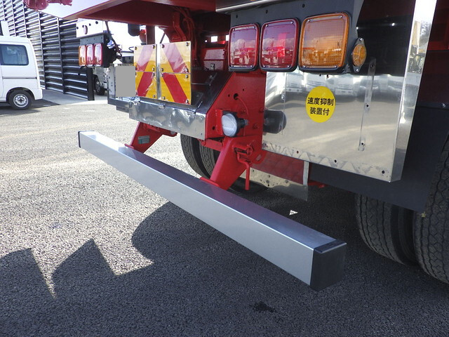 いすゞギガダンプ大型（10t）[写真09]