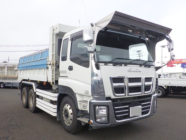 いすゞギガダンプ大型（10t）[写真03]