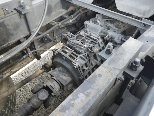 いすゞギガダンプ大型（10t）[写真32]