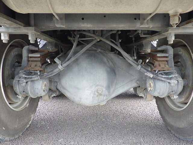 いすゞギガダンプ大型（10t）[写真05]