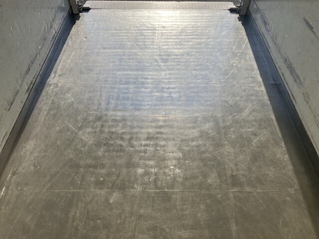 トヨタトヨエースパネルバン小型（2t・3t）[写真15]