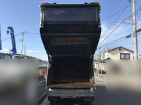 いすゞエルフパッカー車（塵芥車）小型（2t・3t）[写真14]