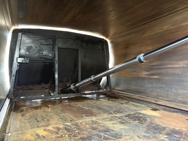 いすゞエルフパッカー車（塵芥車）小型（2t・3t）[写真18]