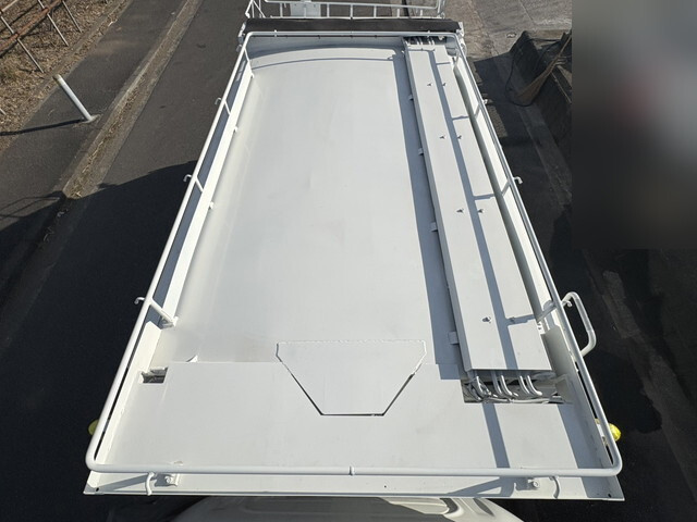 いすゞエルフパッカー車（塵芥車）小型（2t・3t）[写真19]