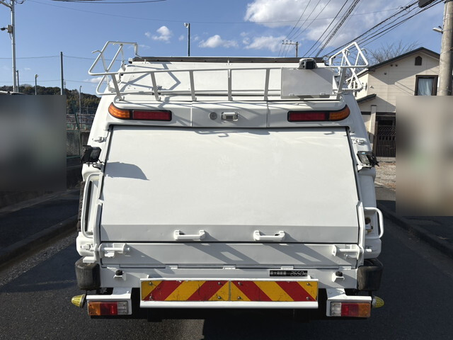 いすゞエルフパッカー車（塵芥車）小型（2t・3t）[写真08]