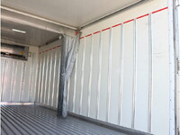 いすゞエルフ冷凍車（冷蔵車）小型（2t・3t）[写真15]