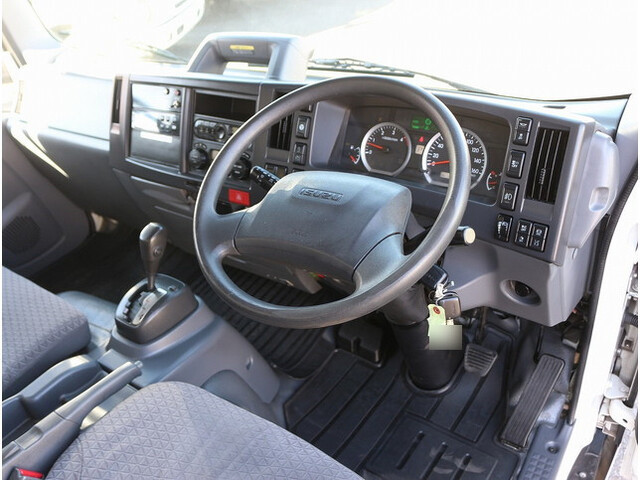 いすゞエルフ冷凍車（冷蔵車）小型（2t・3t）[写真30]