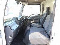 いすゞエルフ冷凍車（冷蔵車）小型（2t・3t）[写真35]